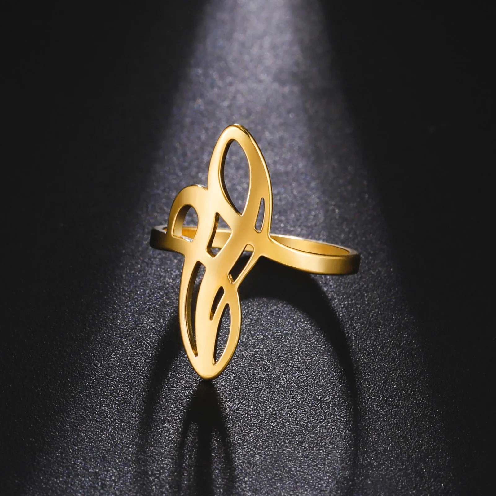 Elegant Continuous Twist Rings Irregular Shape Hollowed-out Design Crafted High-quality Stainless Steel Gold Color Best Gift