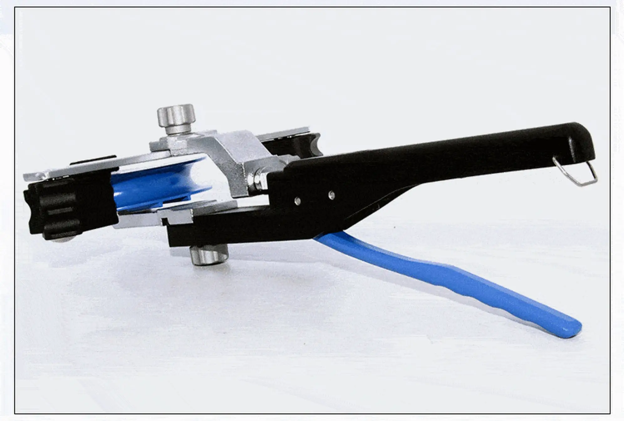 

Компактный ручной трубогиб VBT-CB1, конструкция 7-в-1 для медных и алюминиевых труб от 1/4 до 7/8 дюйма