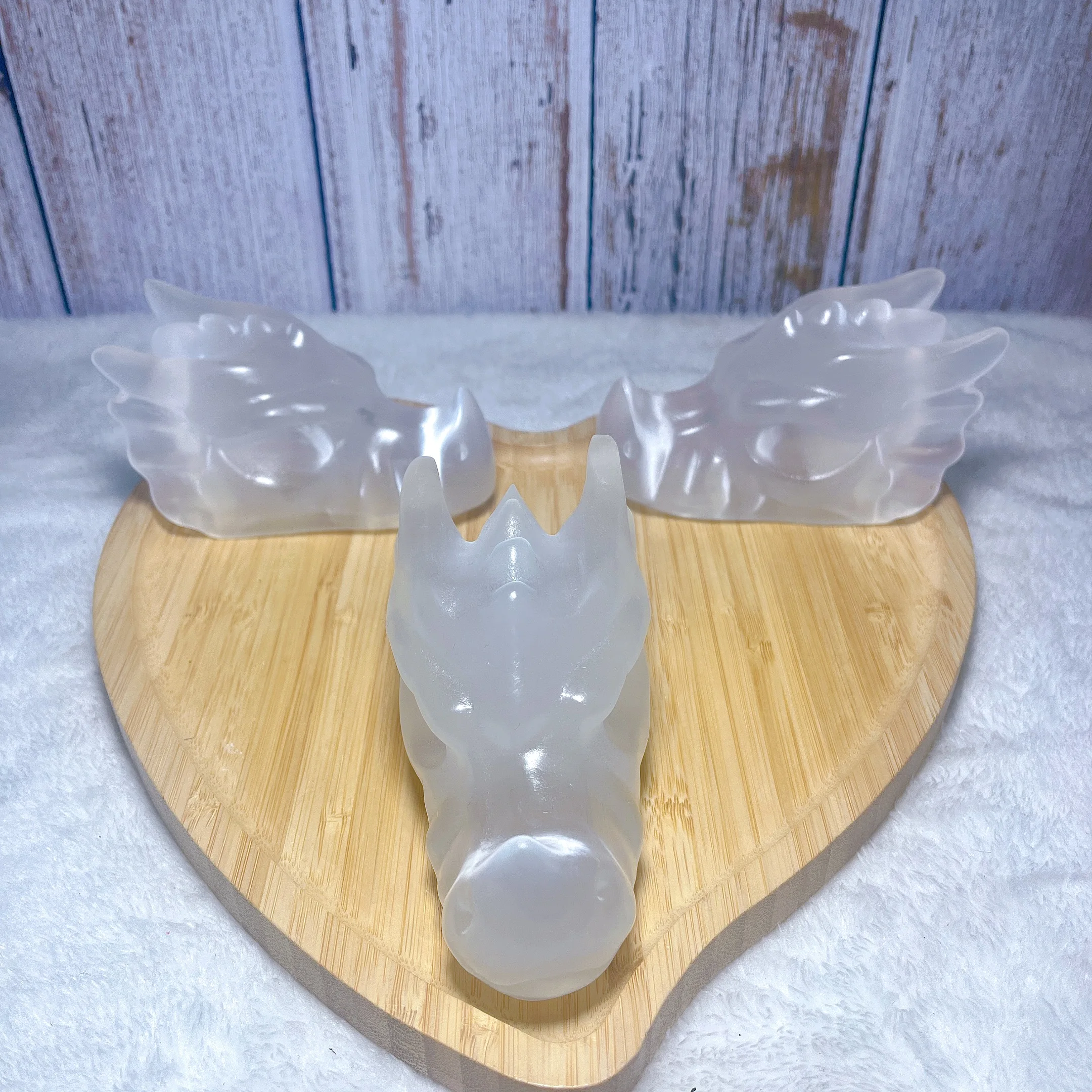 Healing Natural Crystal Selenite Dragon Head Carving Gemstones Mineral Energy Reiki Home Decorations Gift