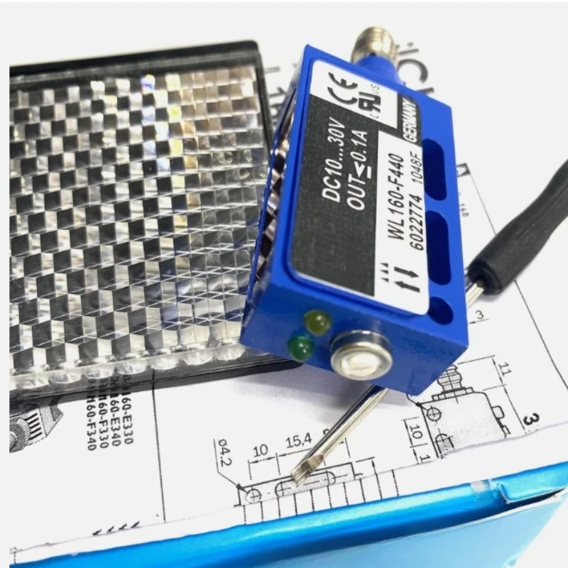 Brand New Original WL160-F440 PHOTOELECTRIC REFLEX   SWITCH   In Box High quality hot sales Fast shipping