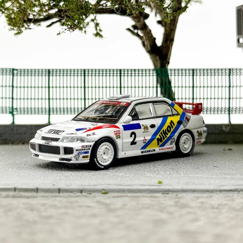 Tarmac funziona in 1/64 Mitsubishi Lancer Evo III # Regali modello in metallo pressofuso con 2 veicoli a motore giocattolo in lega