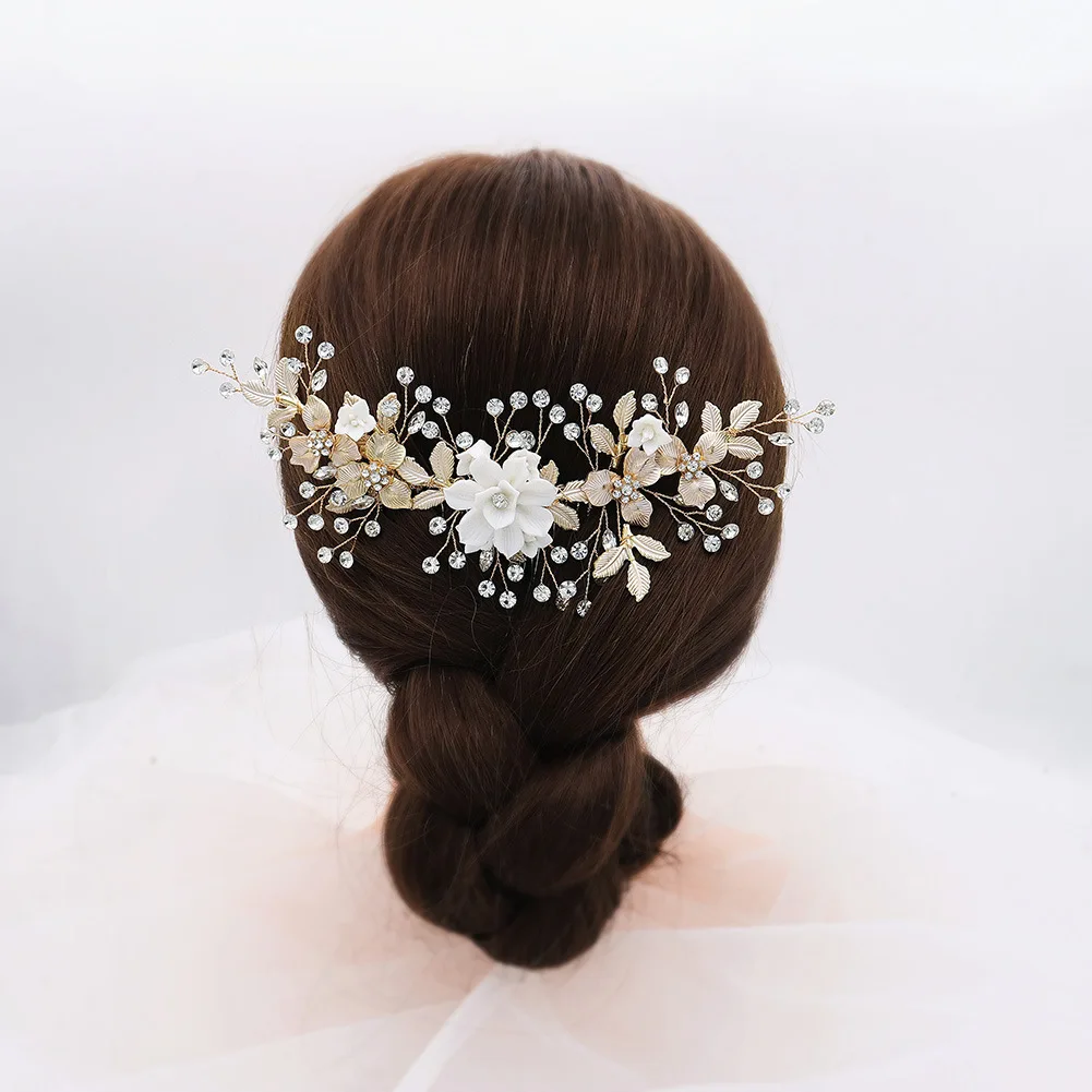 New Bride Handmade Soft Ceramic Flower Hair Comb Beautiful Thin coated Alloy Sequins Water Diamond Pan Hair Insert Comb