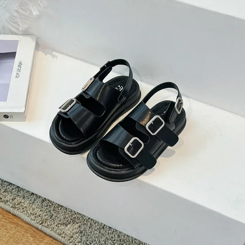 

2025 Summer New Children Sandals Fashion College Style Boys Girls Soft Bottom Sandals Simple Solid Color Kids Anti Kick Sandals