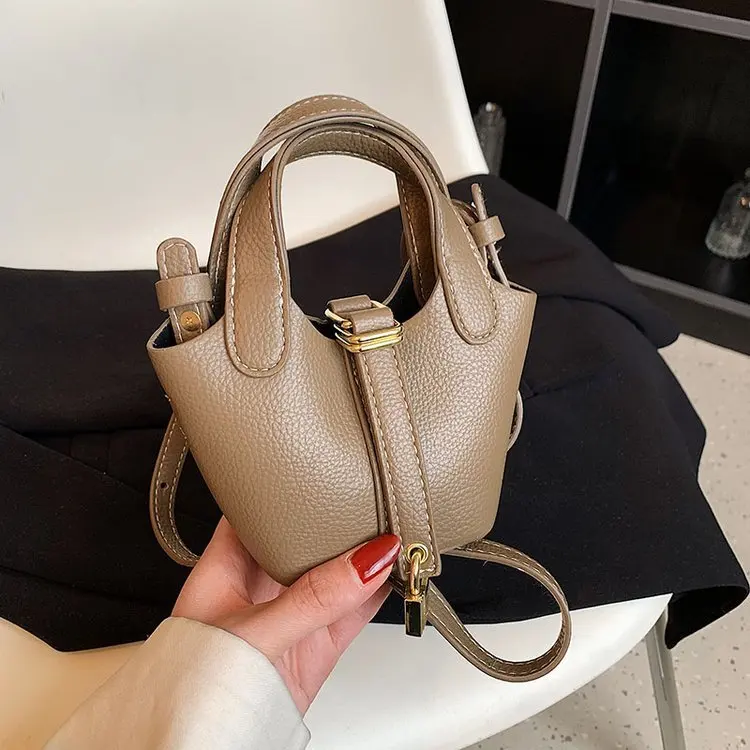 

Trendy Little Purse for Girls, Mini Crossbody Bag & Handle Bag for Kids, Cute Small Shoulder Bag, Fashionable Gift