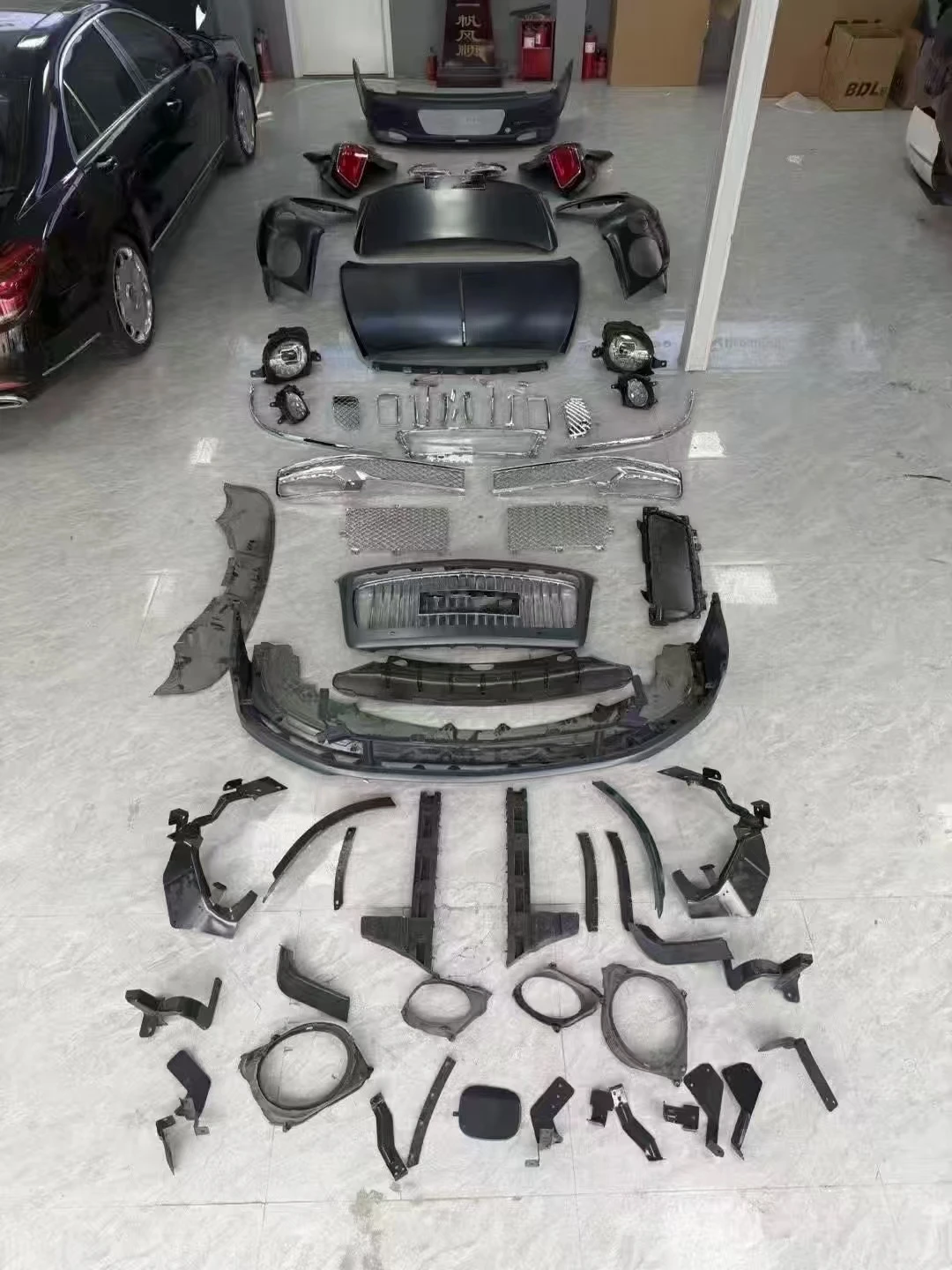 New for Flying Spur Replacement Body Kit for 2023 Model Year