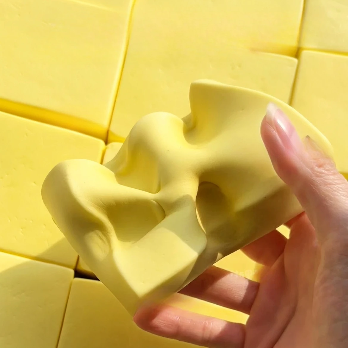 Soft Milk Brick Kneading Pleasure, Milk Aroma, Slow Rebound, Super Easy To Squeeze and Relieve Stress