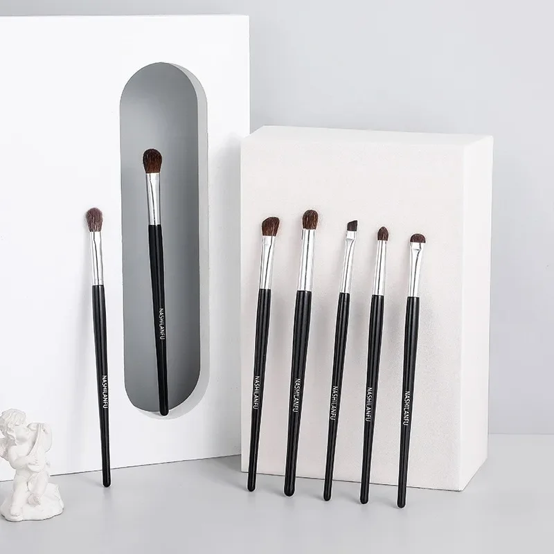 7Pcs/Set Makeup Brushes Animal & Fiber Hair Eyeshadow Eyeliner Laying Details Brushes Solid Wood Handle Durable for Collection