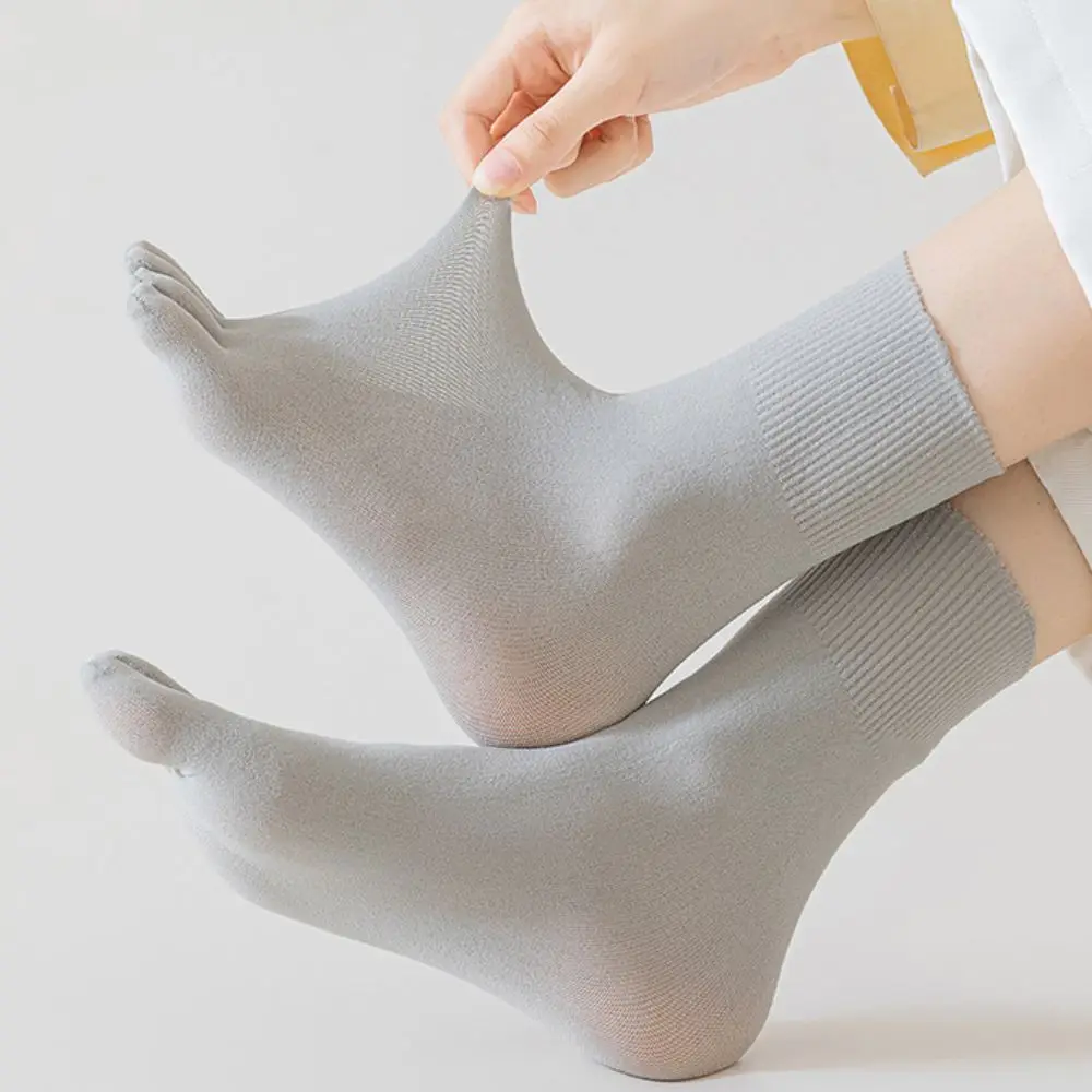 Simple Short Hosiery Five Finger Socks Split-toed Solid Color Five Toe Mid Tube Socks Thin Breathable Summer