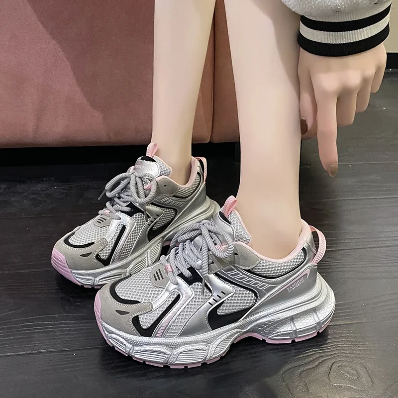 

2024 New Casual Round Toe Cross Strap Mesh Women's Shoes Summer Fashion Increased Breathable Comfortable Sports Shoes NO:WD711