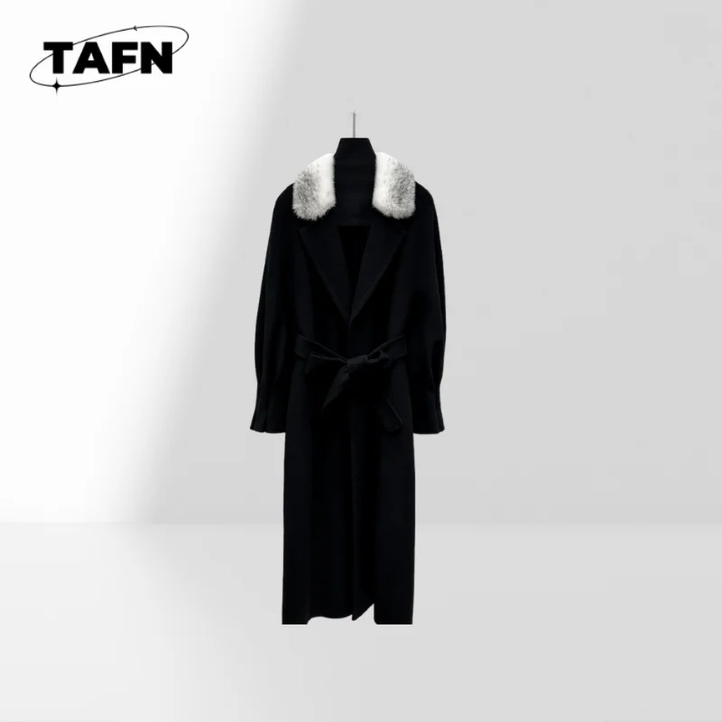 معطف خريفي متعدد الاستخدامات مع تفاصيل أزرار سترة نسائية طويلة مع خصر قابل للتعديل معطف ربيعي متين للسيدات AJ1502