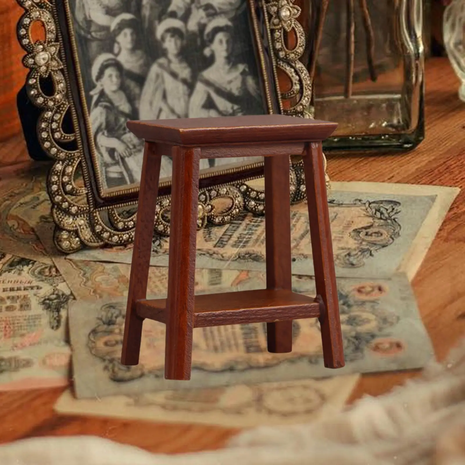 Tabouret en bois Miniature, petite chaise modèle 1/12 échelle Simulation maison de poupée meubles accessoires pour décor de paysage Miniature