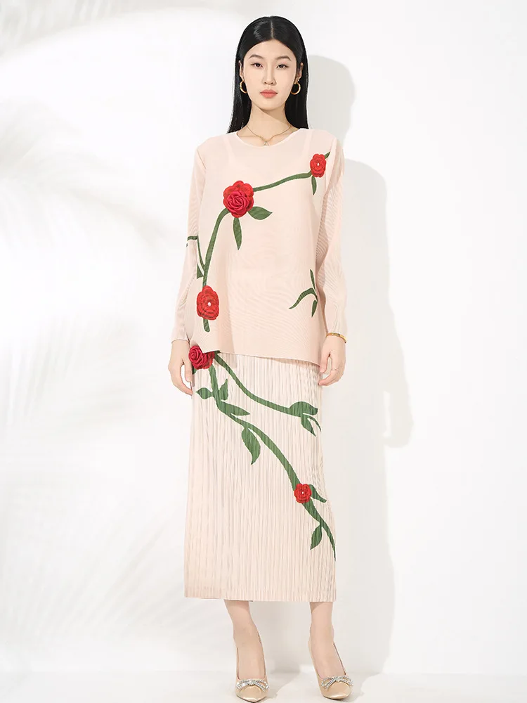 

Wrinkle temperament fashion set for women Spring New style printed rose round neck pullover top with split back skirt [20252027]