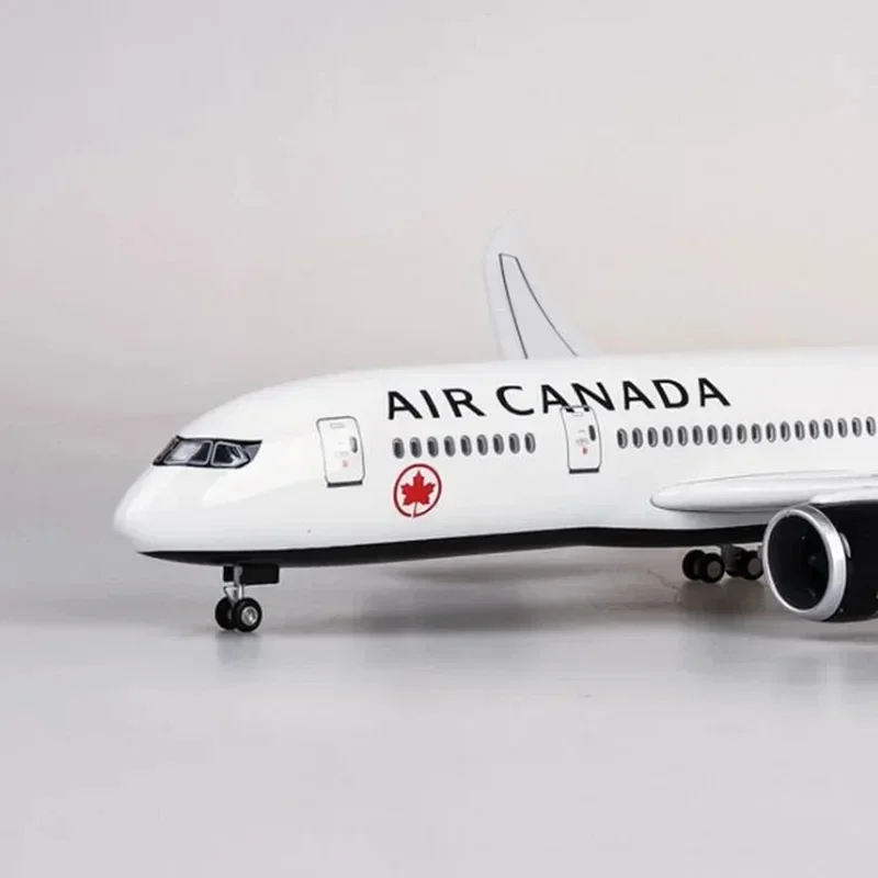 

Hot Sale 1/130 Scale 43cm Airplane 787 B787 Dreamliner Aircraft Canada Airlines Model W Light &Wheel Diecast Plastic Resin Plane