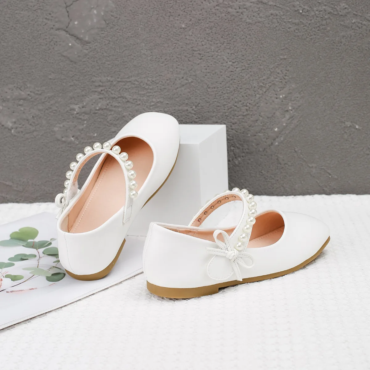 Chaussures en cuir coordonnantes à l'offre elles souples pour filles, chaussures de princesse, polyvalentes, exquises, confortables, simples, élégantes, enfants, mode de printemps