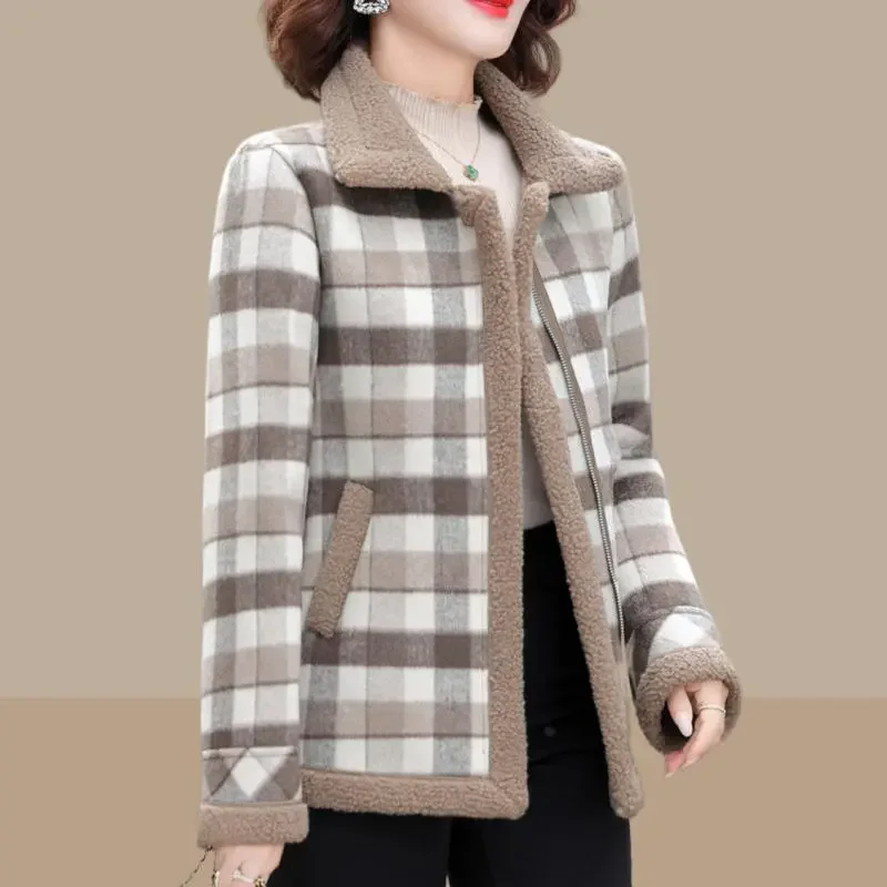 Autumn Winter New Lambswool Jackets Women's Short Overcoat Loose Plus Velvet Thick Warm Plaid Cotton Jacke Granular Velvet Tops