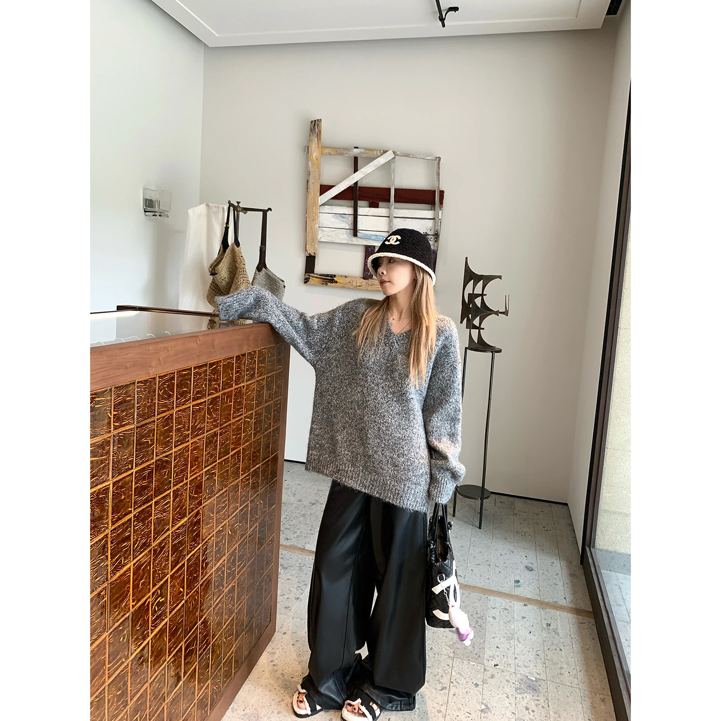 

Женский вязаный свитер Lin Chu Lazy Sle с V-образным вырезом, свободного кроя, утепленный, осенне-зимняя верхняя одежда, топ премиум-класса