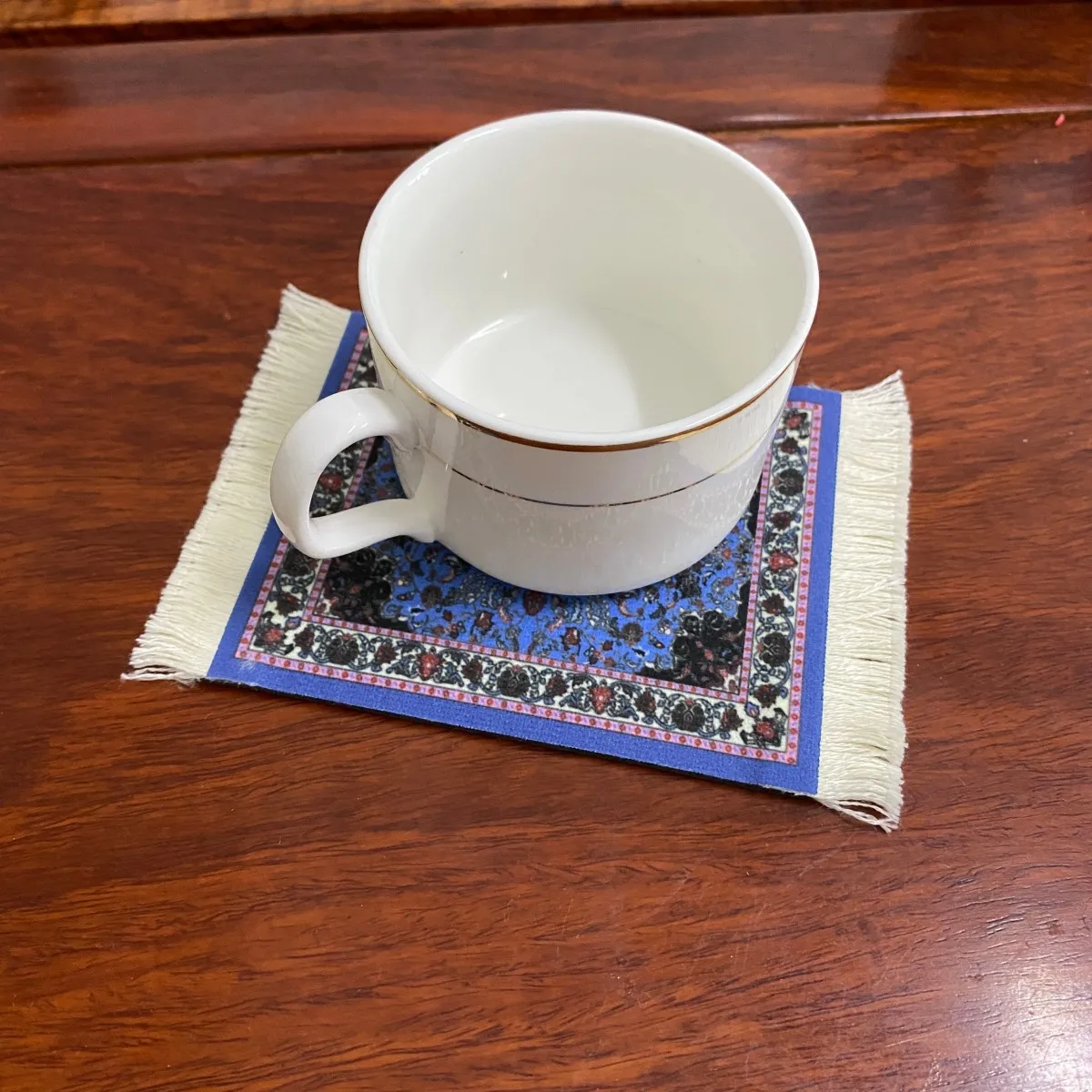 

6 Pieces of Persian Carpet Coasters, Handmade, with Tassels, Table Coasters, Carpet Mats for Dollhouses, Coffee Coasters, Decorate Your Office and Dining Table