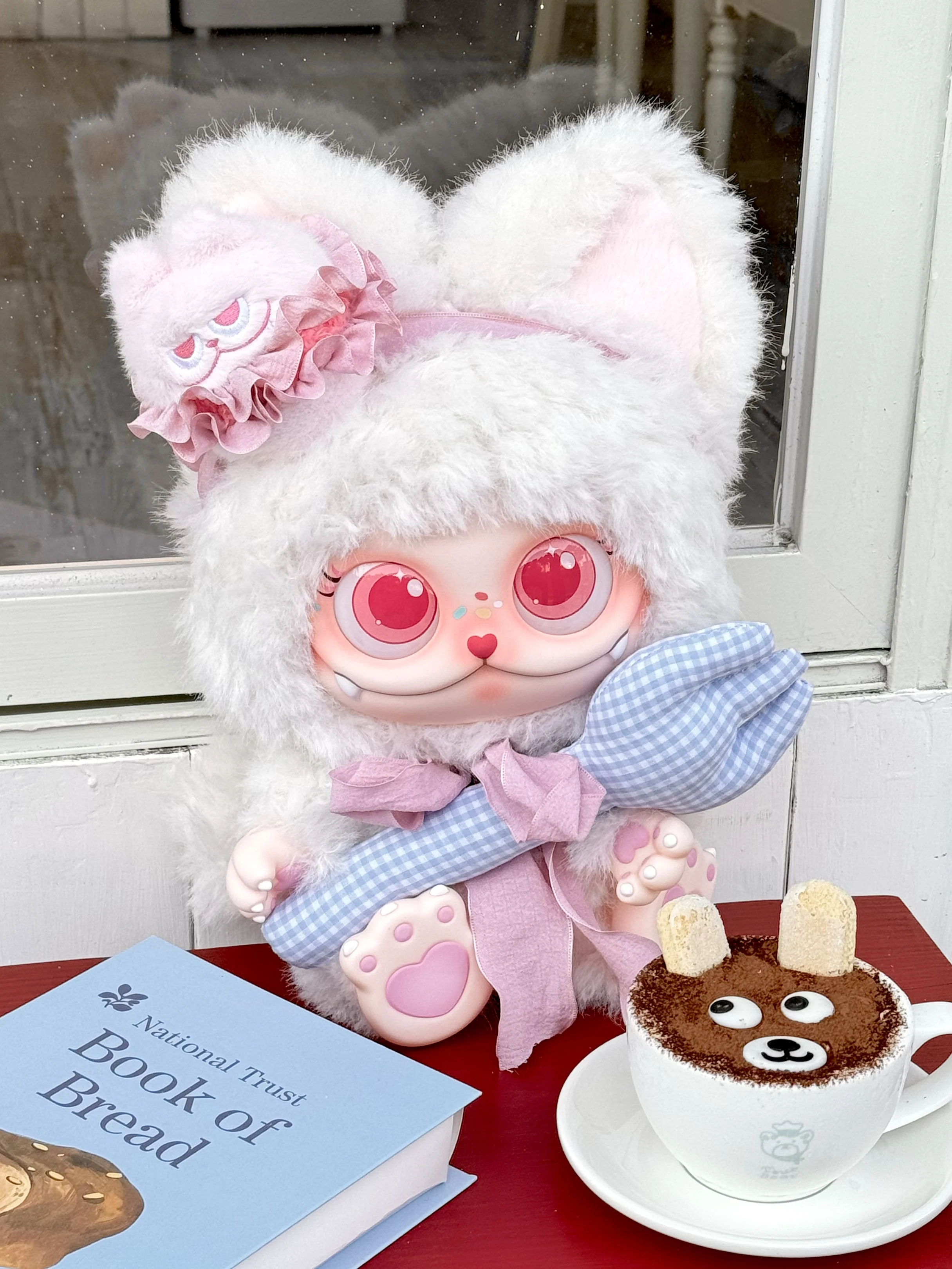 

FUNCINATING Gismow Sugar Puff 400% Vinyl Face Plush Toy Macaron Limited Edition Doll Gift