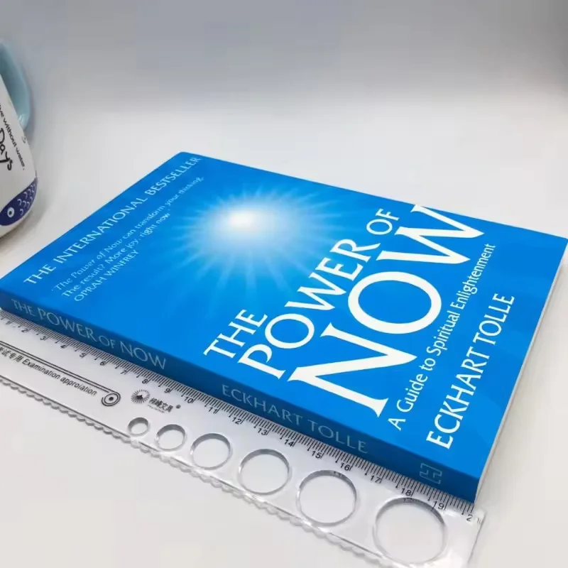 دليل كتاب Eckhart Tolle الإنجليزي لعام 2025 للقوة الحالية الجديدة والتنوير الروحي كتب libro الكتب الإنجليزية