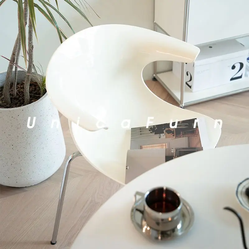 Medieval Style Acrylic Dining Chair Designer Chair Personality Chair Modern Simple Computer Chair Transparent Office Chair