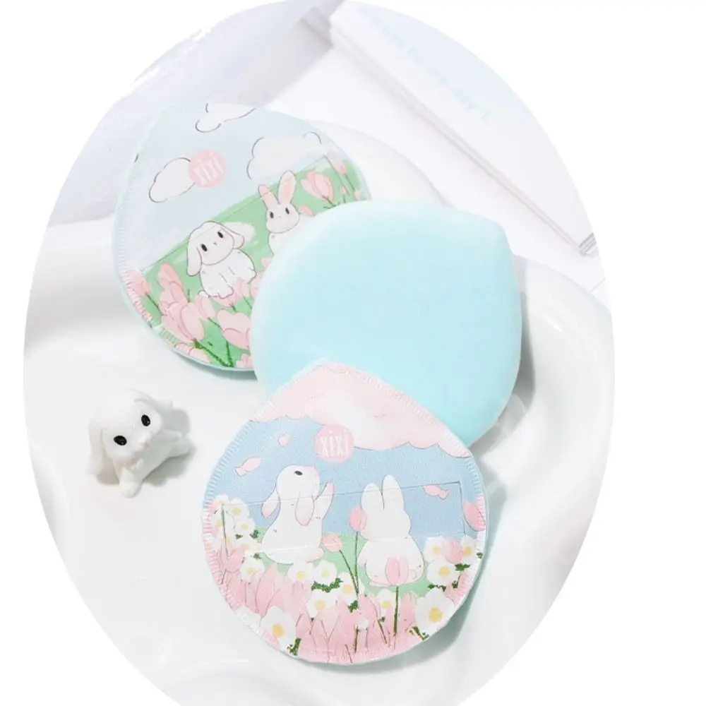 Draagbare pluizige make-up bladerdeeg Zacht Mooi cosmetisch bladerdeeg Droog Nat Tweeërlei gebruik Konijnontwerp Make-up soezen Unisex