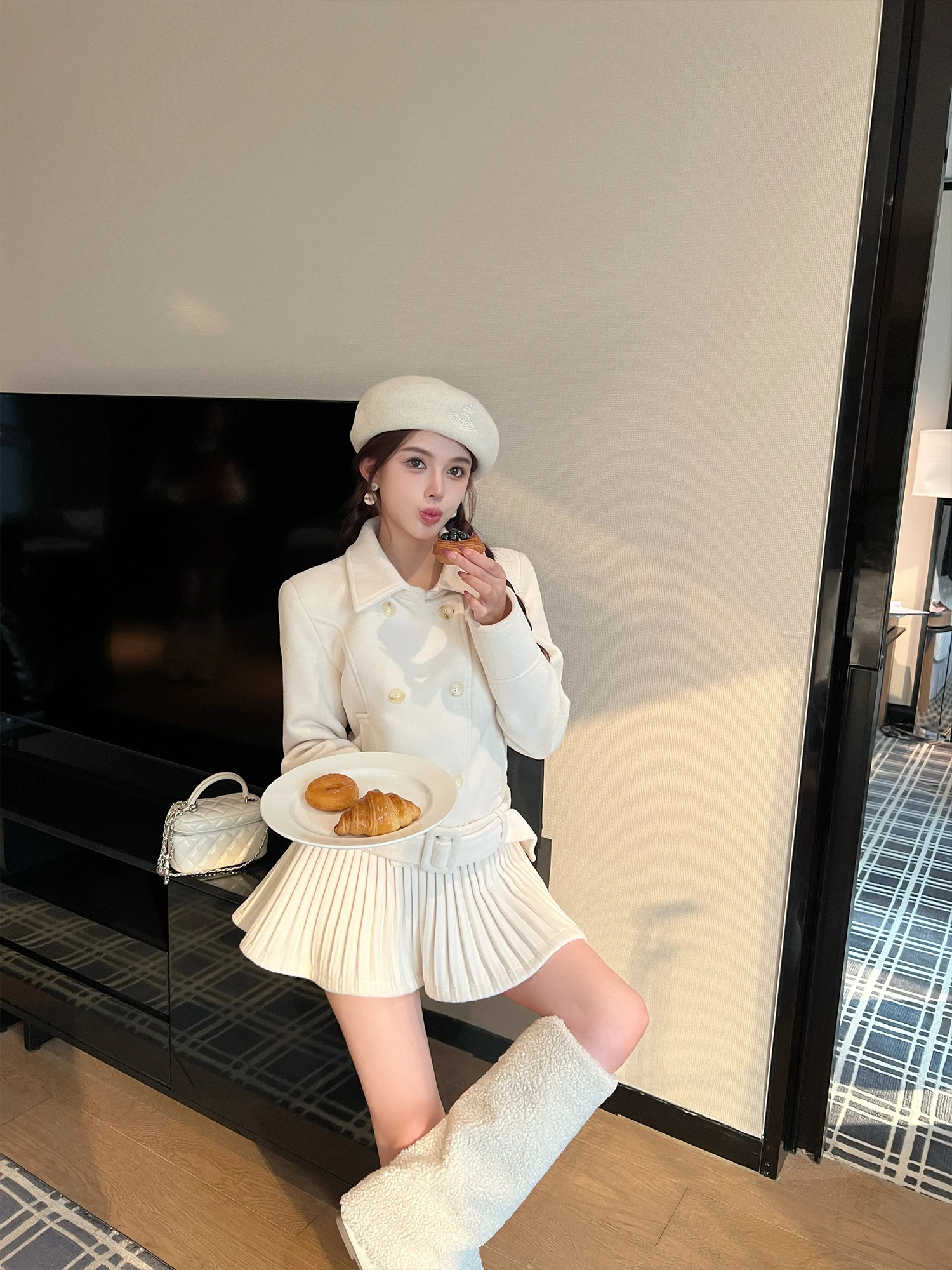 

Ретро-пальто LADIESFIRST из шерстяной смеси с двубортным дизайном и поясом на талии, утепленное, для повседневной носки, из полиэстера и шерсти