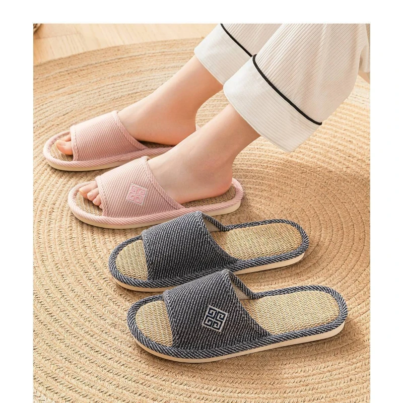 

2025 New Women's Home Slippers Comfortable Four Seasons Linen Cartoon Indoor Anti slip Leisure Cotton Linen Slippers