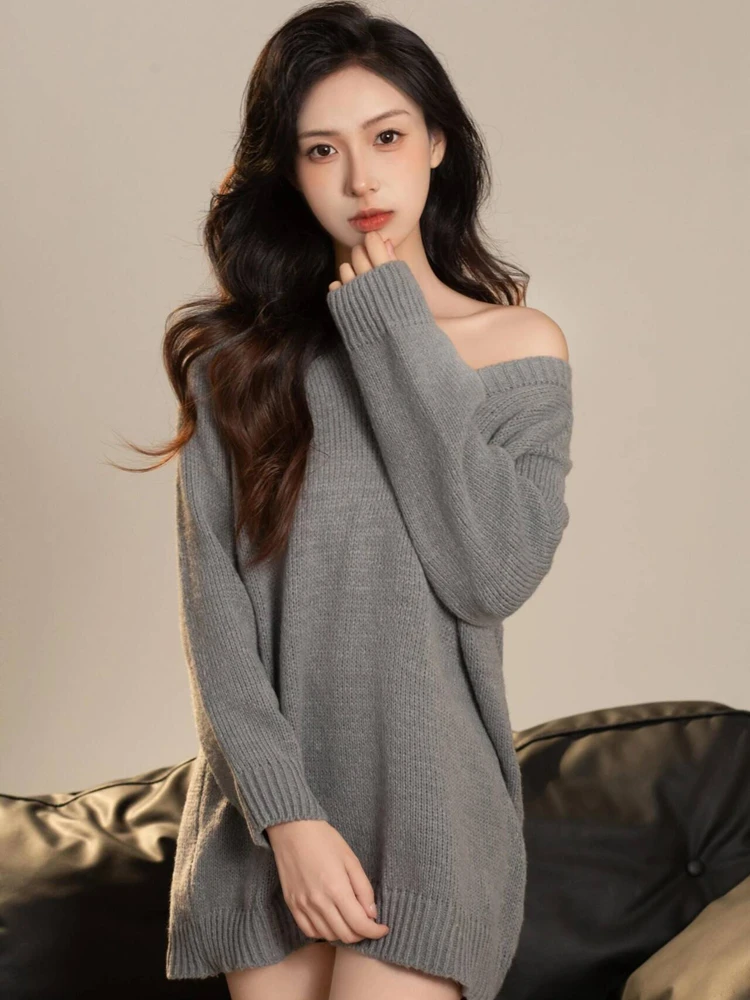 

Серый свитер в стиле кэжуал для дома, для фотосессий в студии, создающий атмосферу, модная женская одежда, новинка 2026 года