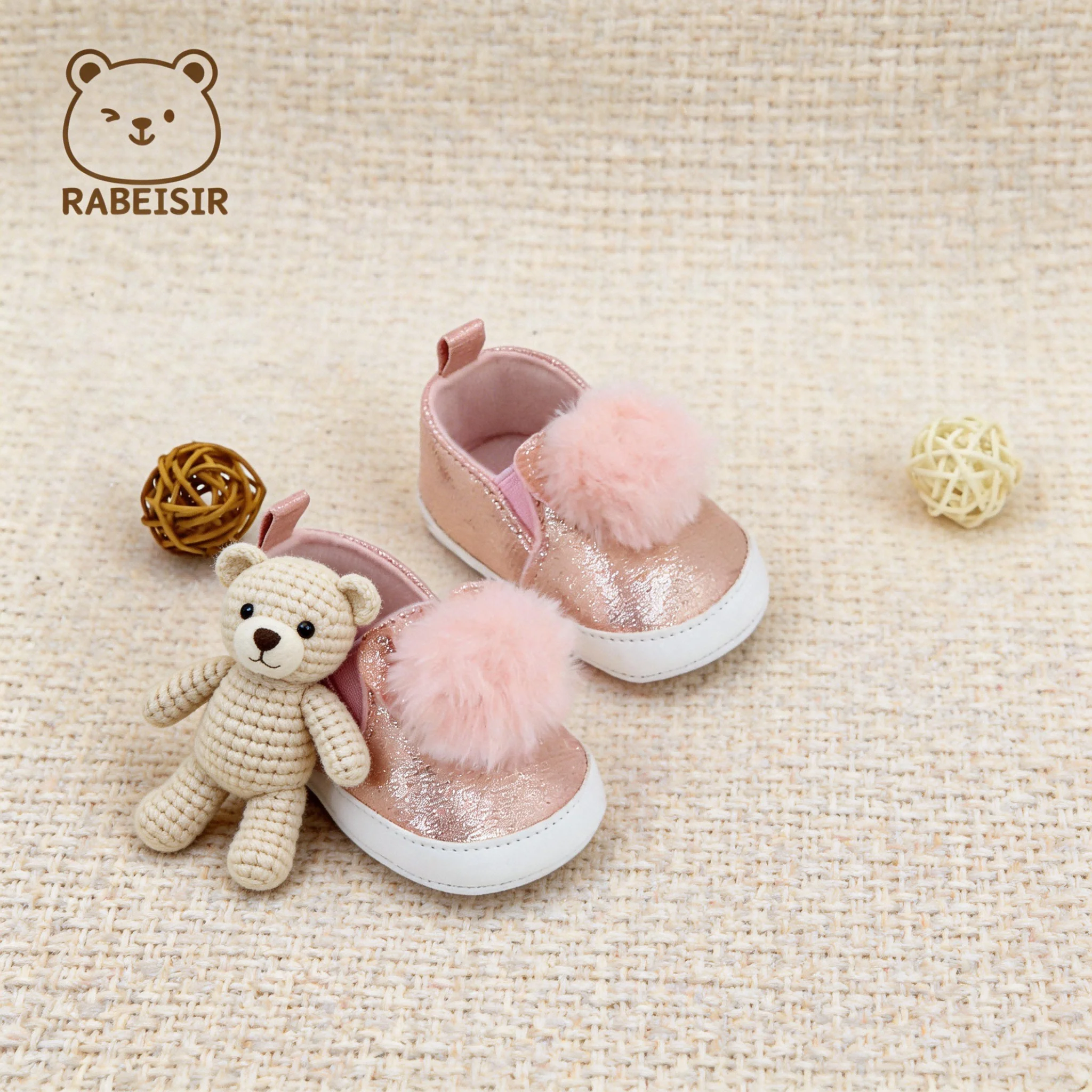 Baby Fashion Sports Shoes 0-1 and a half Year Old Baby Step Shoes Soft soled Comfortable Female Baby Sports Shoes