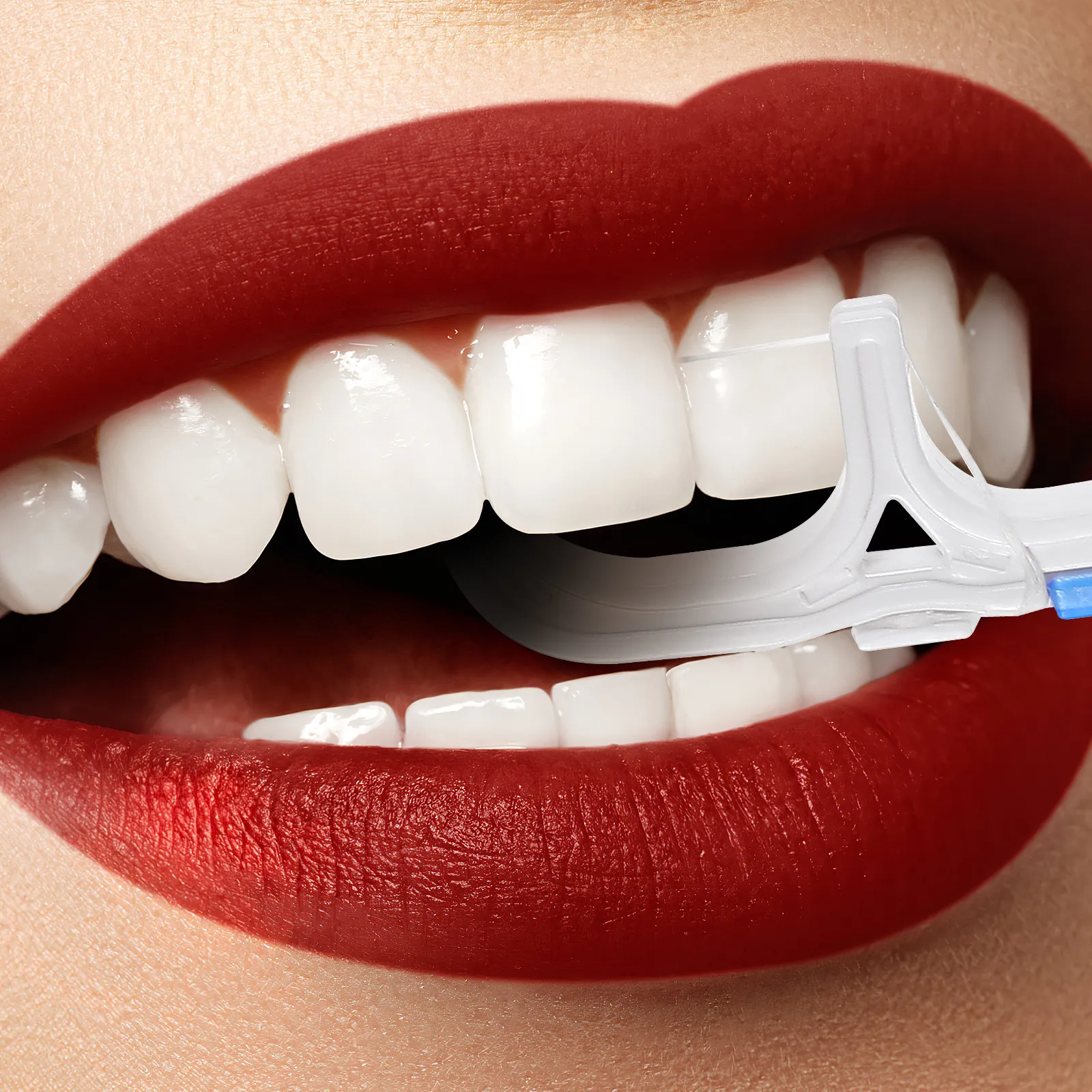 

Зубочистки-флоссеры: Изысканное исполнение, гладкая эргономичная ручка, тонкая нить, легко достигает моляров. Инструмент для ухода за зубами.