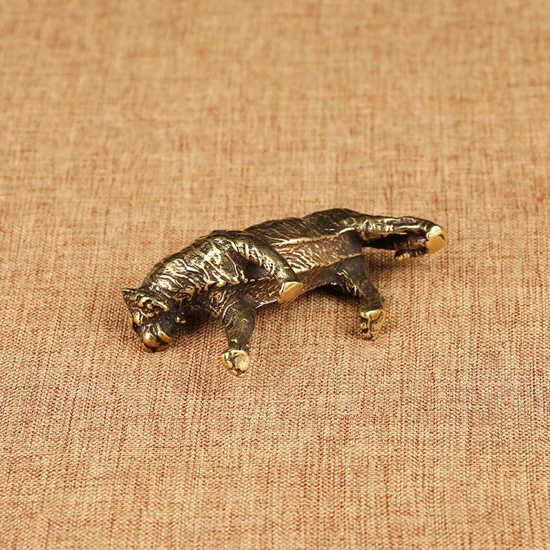 Neue Kreative Massive Messing-Tigerstatue Reines Kupfer Große Tigerfigur Vintage Tiermodell Miniatur Schreibtisch-Deko Ornament – Detail 2