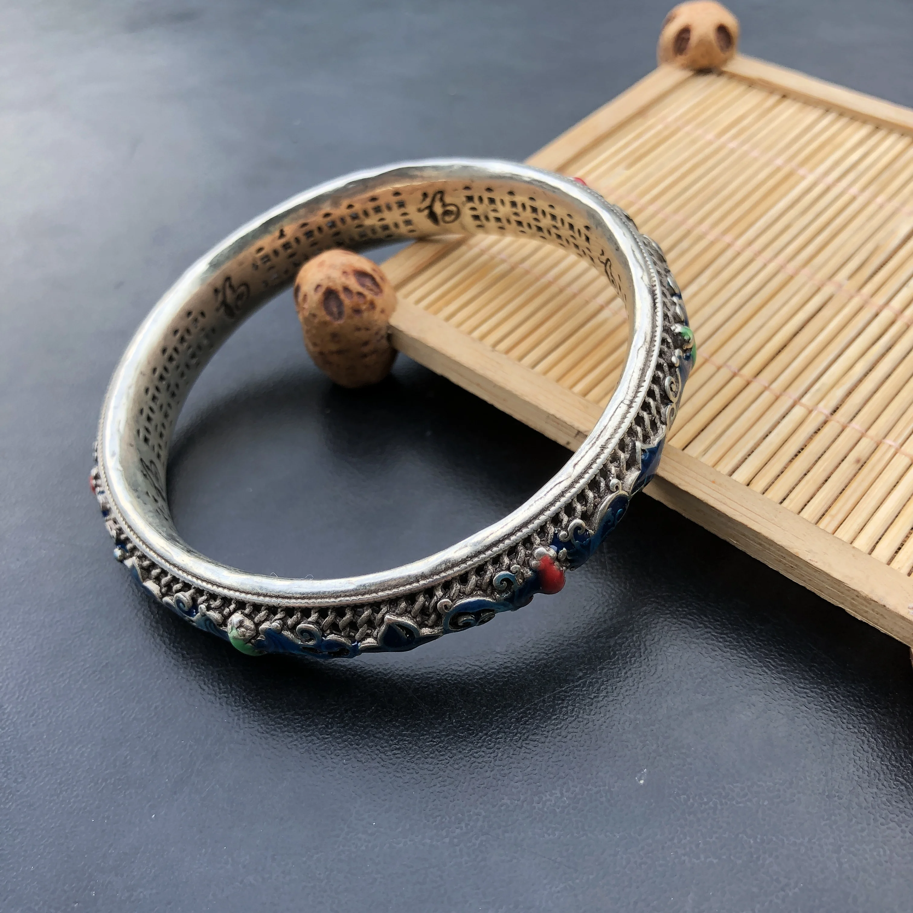 Vintage Cloisonne Miao Silver Bangle Retro Enamel Filigree Hollow Bracelet Chinese Traditional Ethnic Women Jewelry Gift