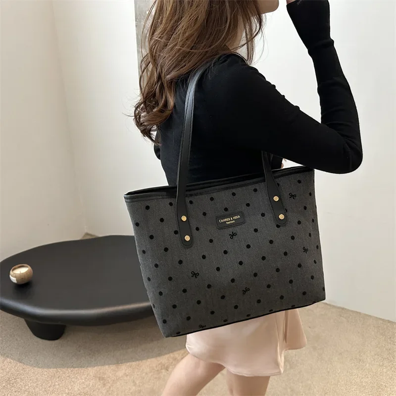 Tote bag women fashion trend polka dot 2024 new large capacity shoulder bag Korean version printed commuting underarm bag