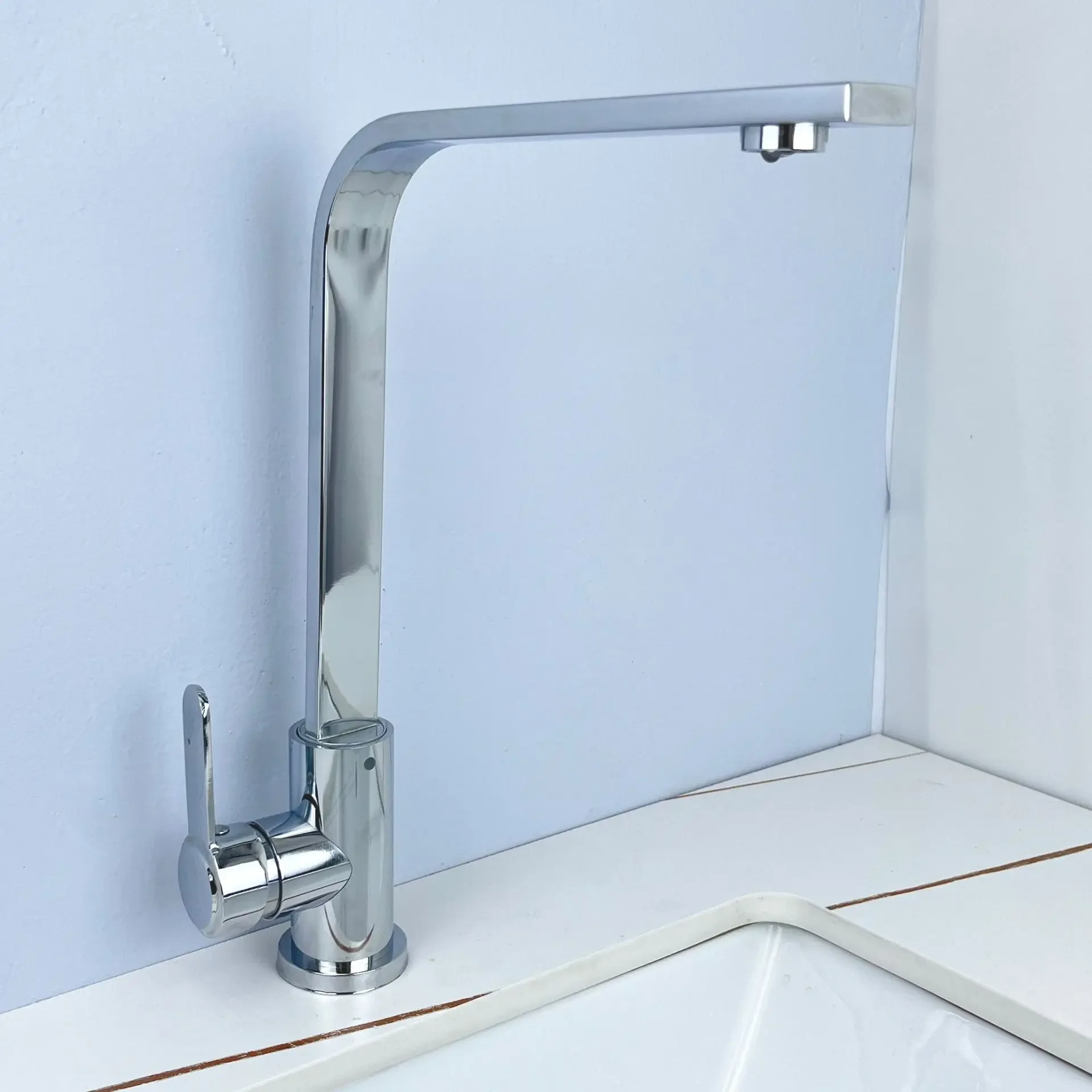 304 Stainless Steel Polished Seven-Character Kitchen Tap European-Style Glossy Finish Hot and Cold Rotatable Sink Tap