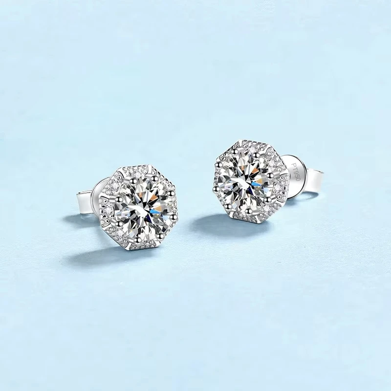 Classic PT950 Platinum ladys Each 1ct Moissanite Diamond Earplug Stud Earrings for Women Jewelry for family Birthday Gift Girl