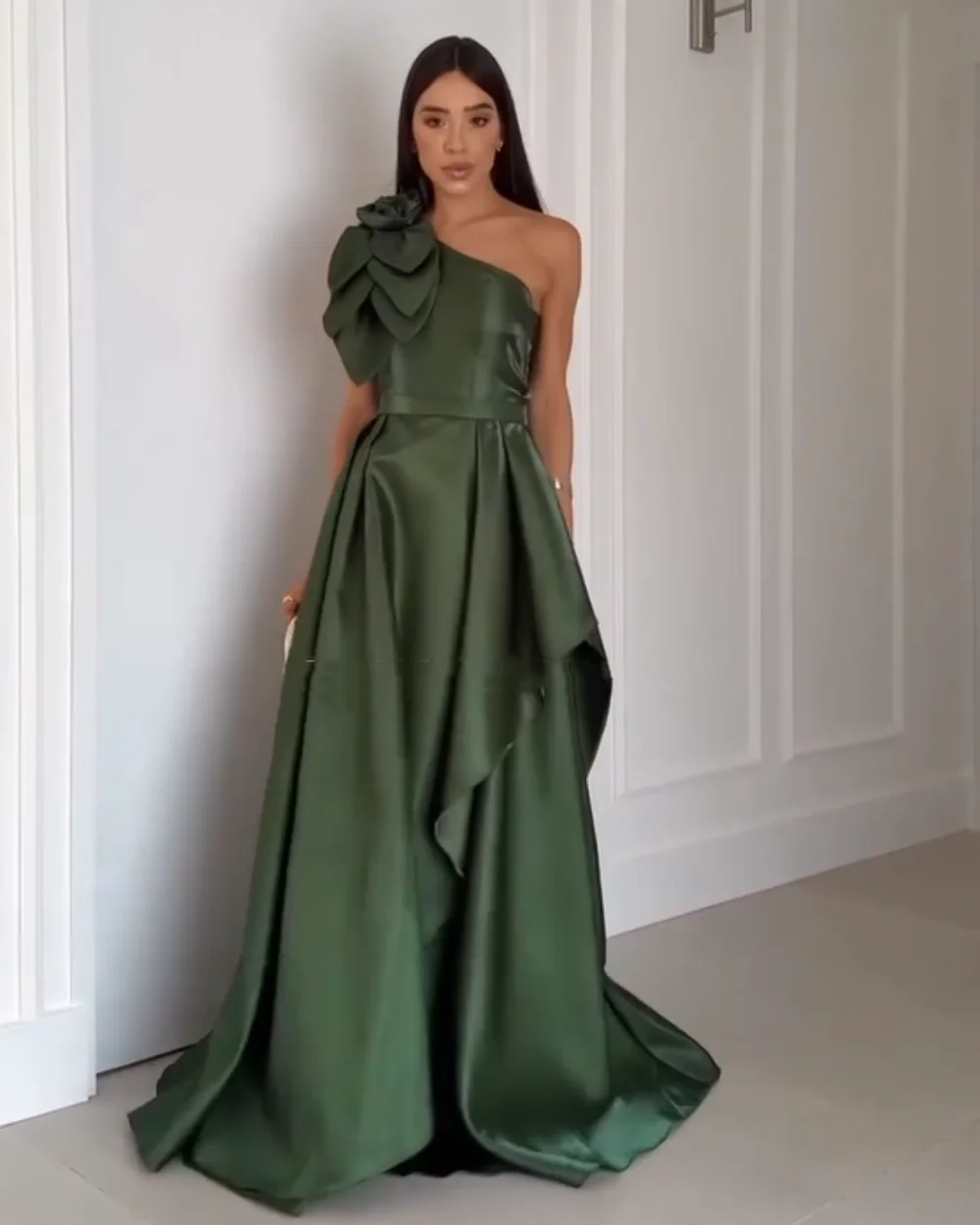 

Customized Fashion Sizes Available Sash Handmade Flower Pleat A-line One-shoulder Long Dresses Bespoke Occasion Dresses Elegant