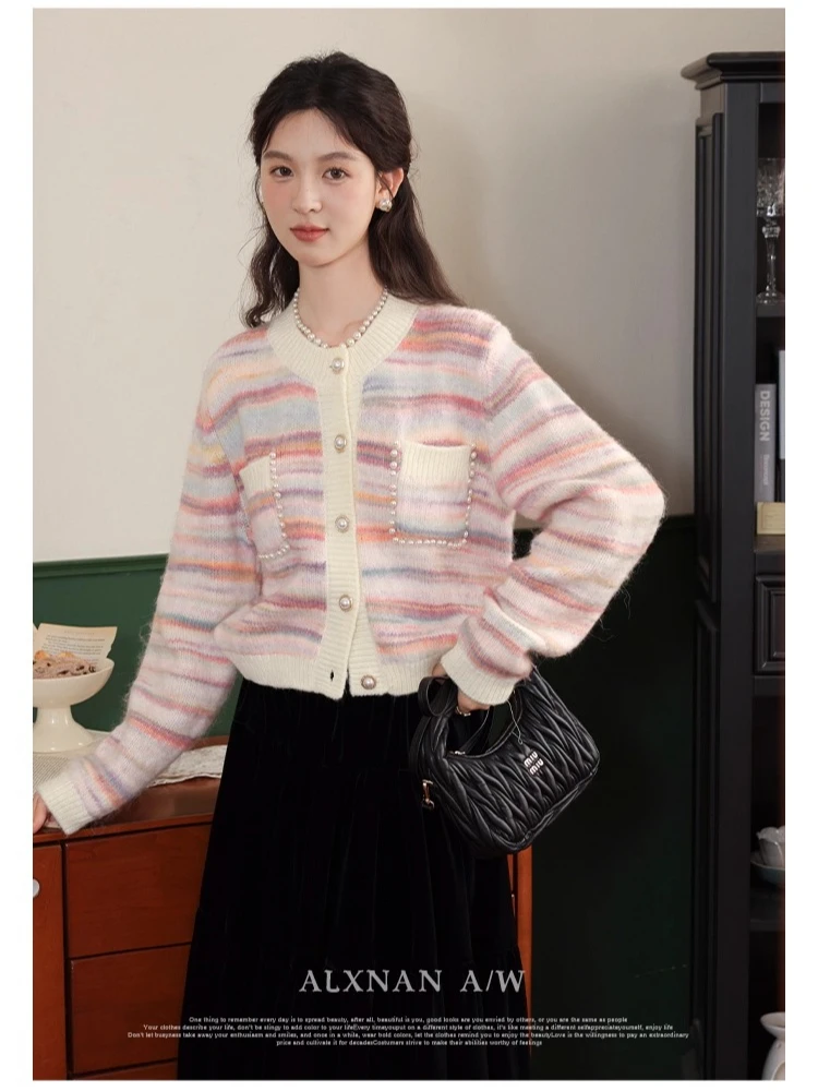 ALXNAN Plus Size Black Skirt Corduroy High-quality Elegance Casual Woman Skirt Autumn Winter Casual Travel Long Skirt DM00502BSQ