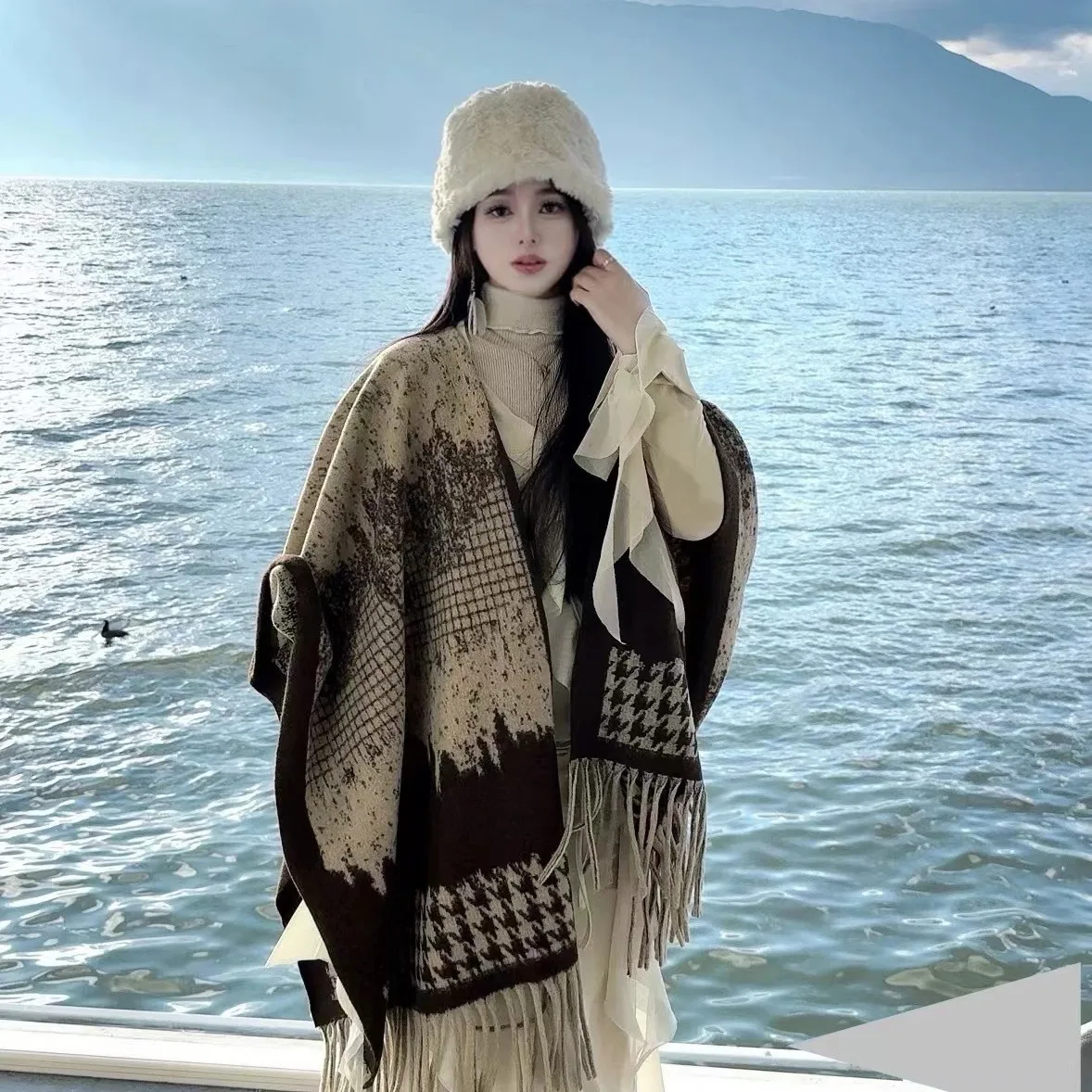 

2024 Winter Women Faux Woolen Loose Tassel Shawl Capes Cashmere Wear Warm Thick Poncho Cardigan Lady Printed Plaid Blanket