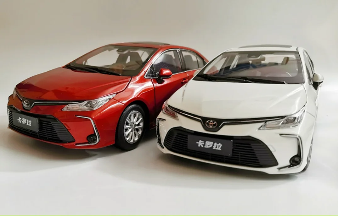 

Оригинальная модель автомобиля FAW Toyota Corolla 12-го поколения 2019 года, масштаб 1:18, литая под давлением, коллекционная, для автолюбителей, в наличии