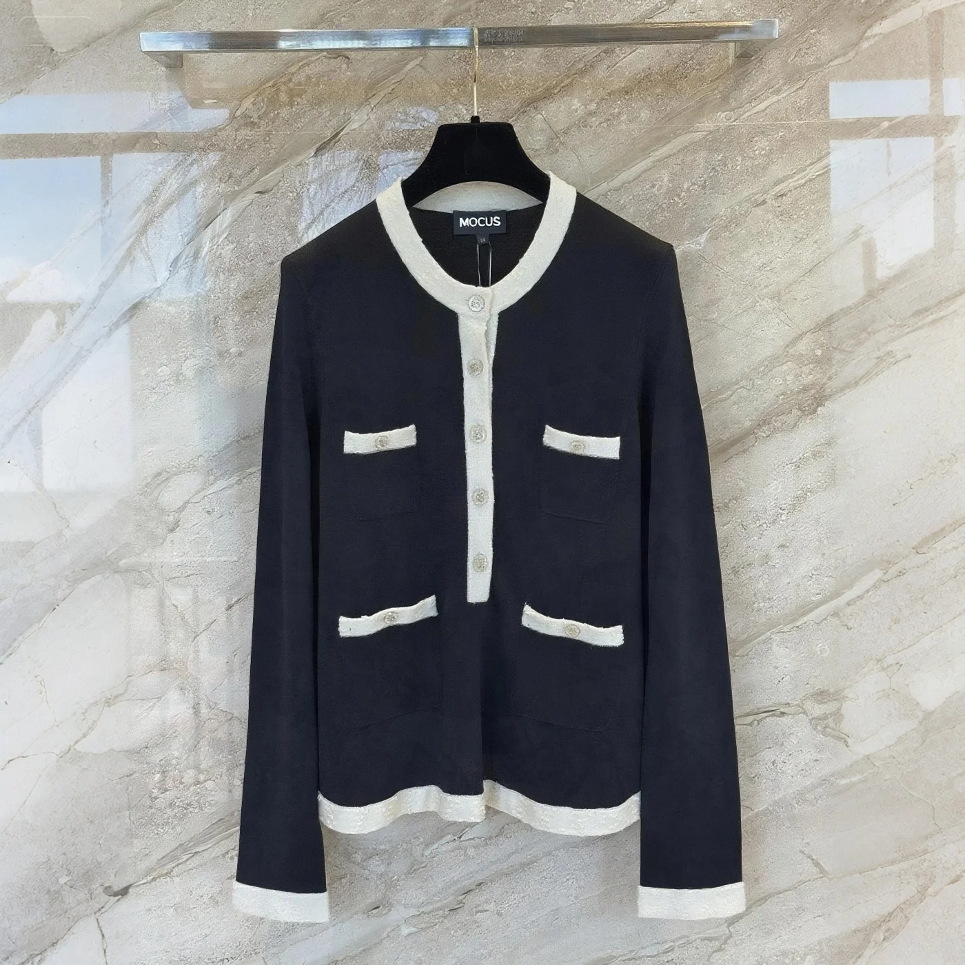 

Spring 2025 Women's Long Sve Knitted Sweater Color Blo Contrast Fragile Sle Faionable Versatile Top Sweet Sle Regu...