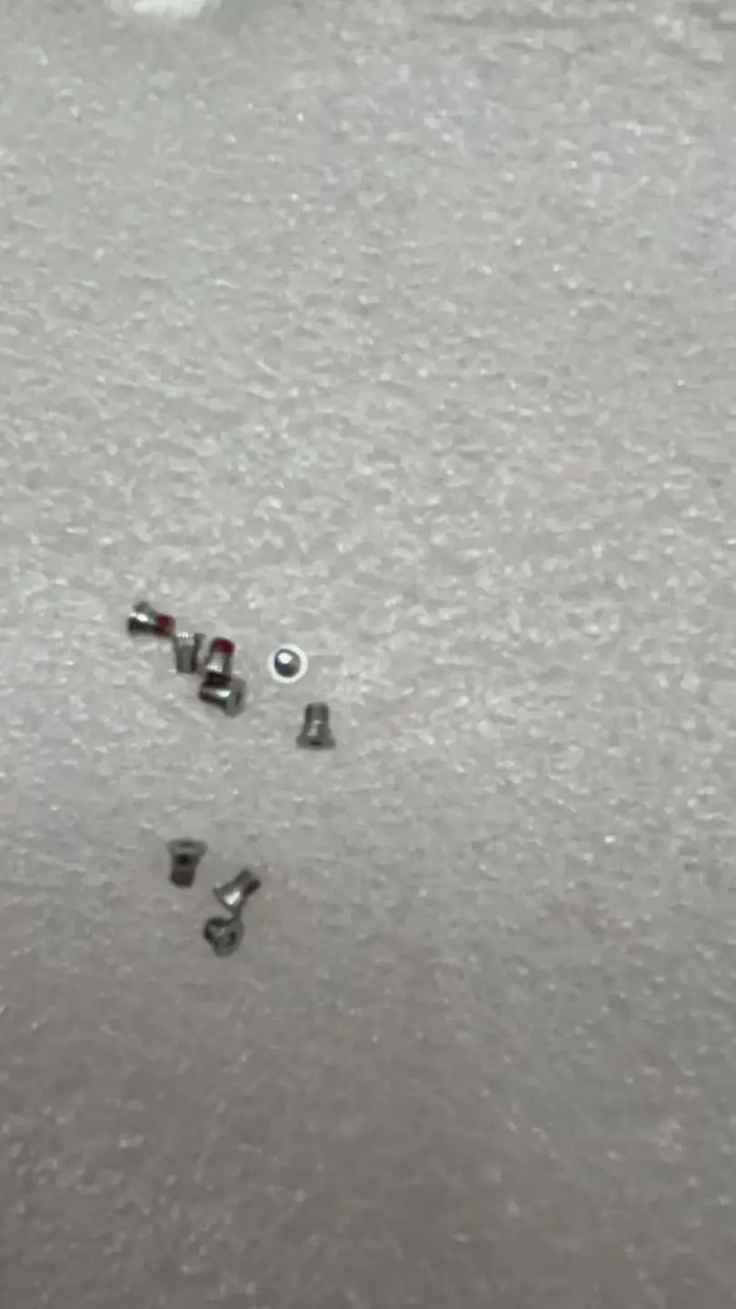 Tornillos Montaje MacBook Pro Retina A1398 - imagen 4