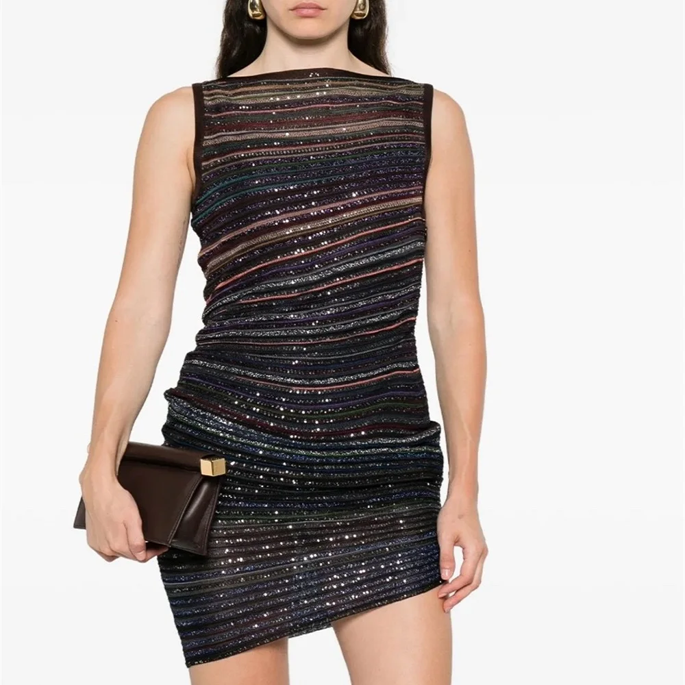 فستان نسائي صيفي بطيات لعام 2026، حاشية غير منتظمة، صدرية قابلة للتمدد، فستان ضيق مثير للنساء، حمالة صدر عصرية جديدة للحفلات Y2K #1