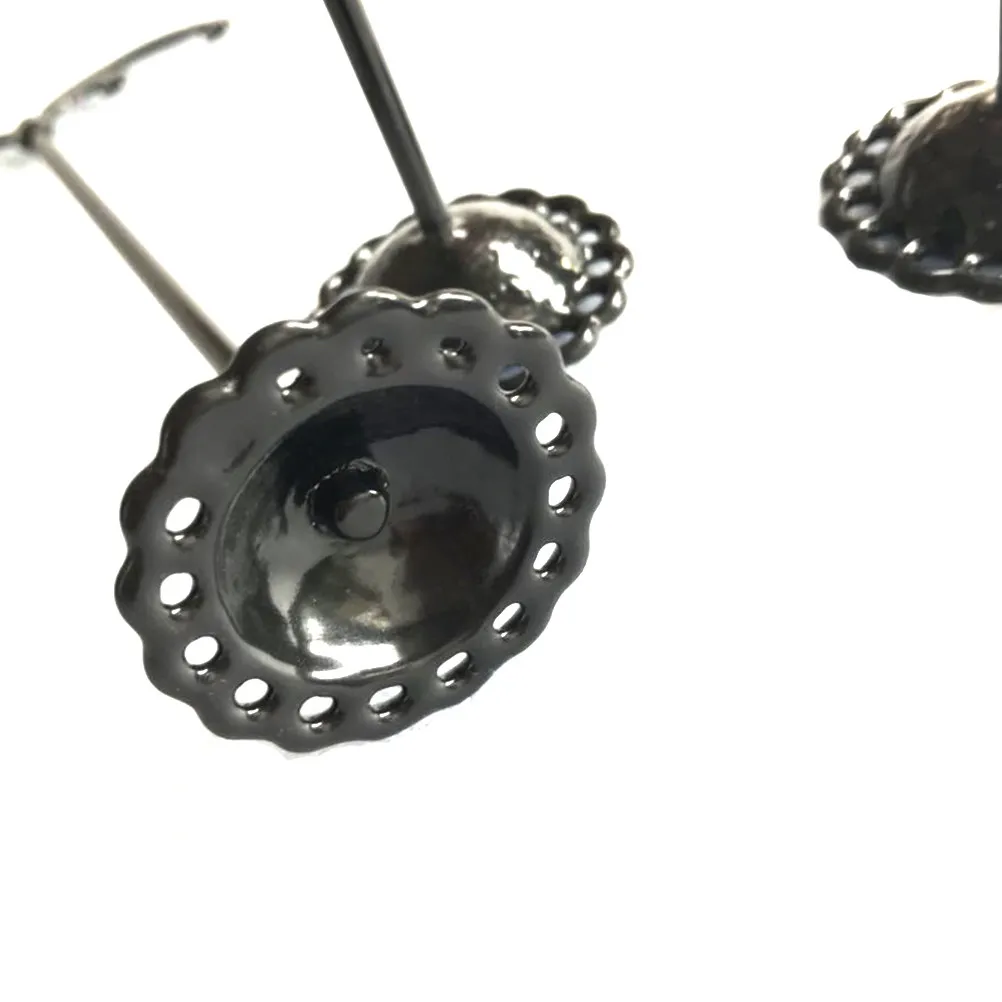 3Pcs Lightweight Hollow Base Metal Earrings Stand for Stud Dangle Earrings Quick Access Jewelry Display Stand Organizer