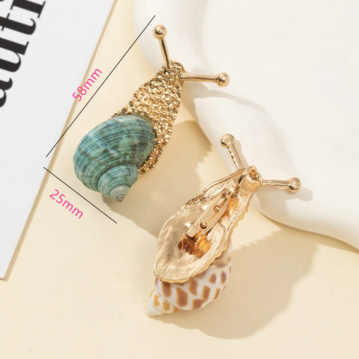 Natural Mother Of Pearl Shell Snail-Shaped Brooch For Elegant Fascinators Women Brooch Jewelry Gift 58x25mm