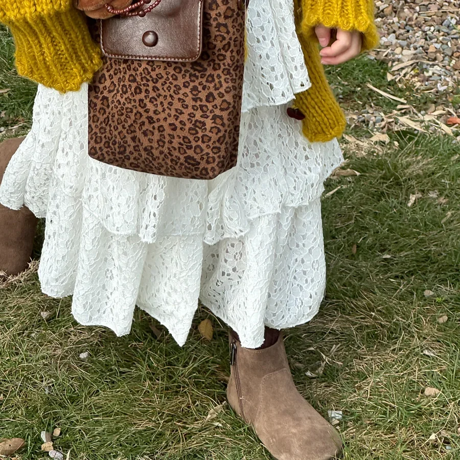 

2025 Winter New Children's Clothing Girls Hollow Lace Cake Skirt Children's Baby Sweet Skirt Long Skirt Fashion Casual