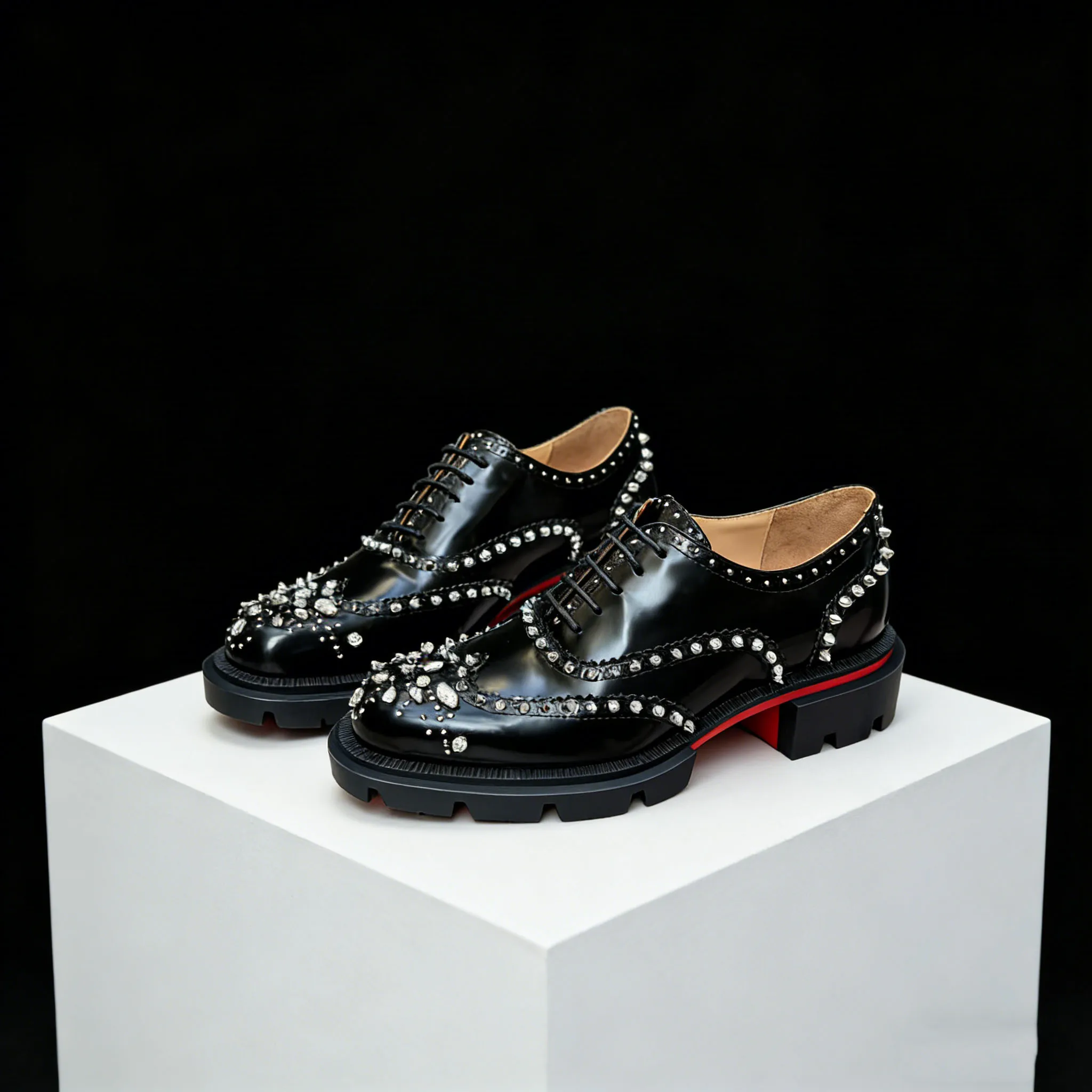 Men's Oxfords Business Dress Wedding Shoes Shiny Crystal Rivet Platform Leather Shoes Luxury Wedding Party Loafers