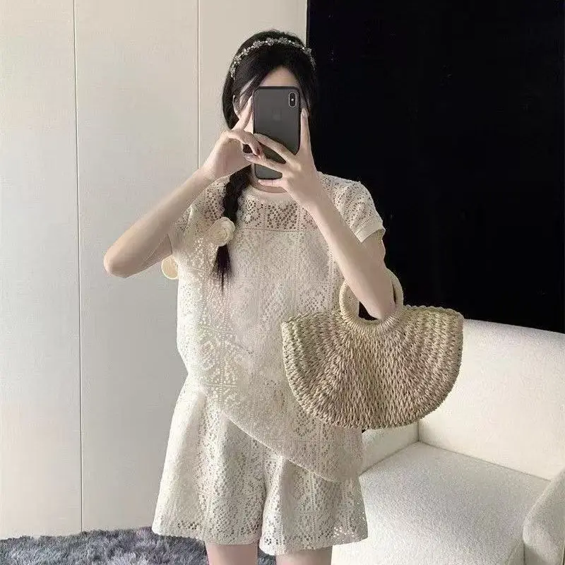 

Fashion Women's Set Summer New Plus Size Lace Set Women's Loose Short Sleeved Top+shorts Two-piece Set
