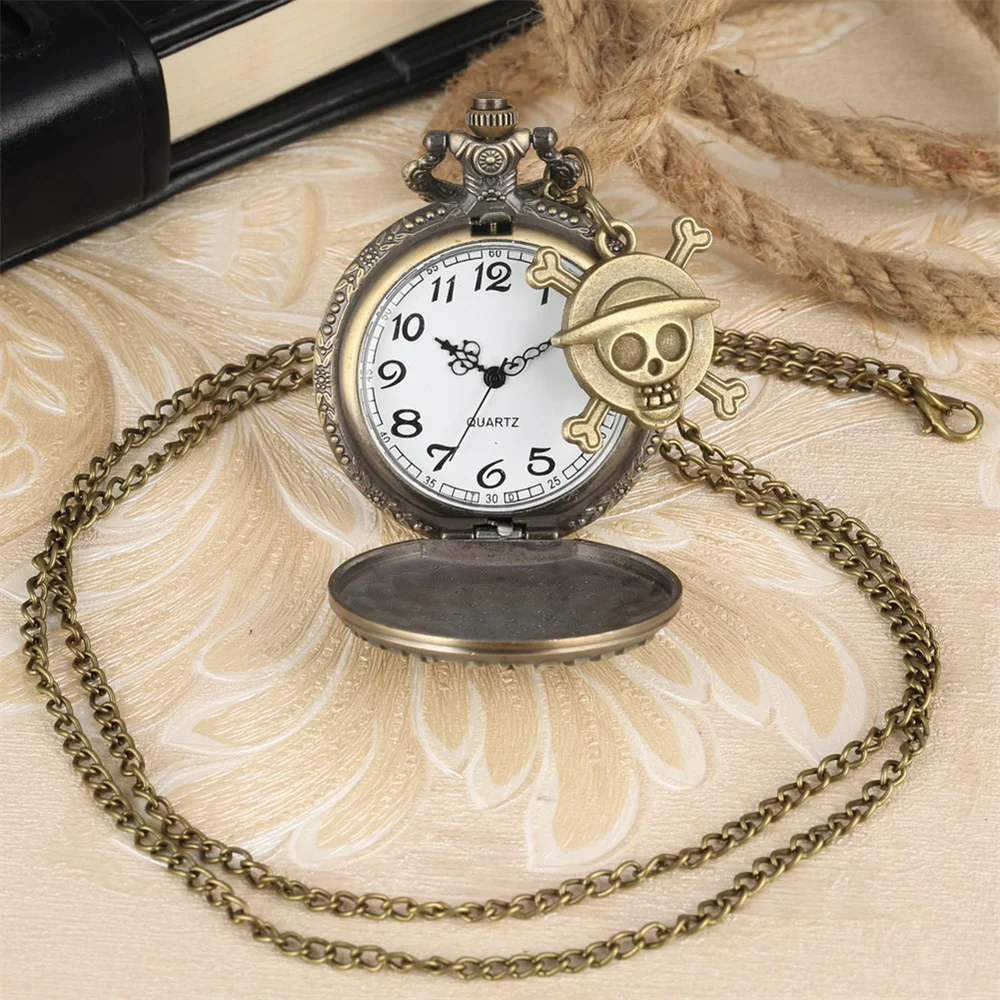 One Piece Retro Pocket Watch Luffy Skeleton Pocket Watch One Piece Anime Peripheral Old Style Flip Pocket Watch Gift