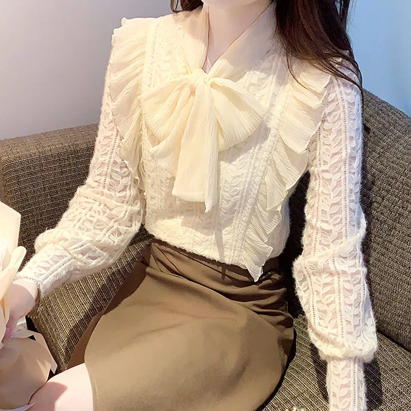 Winter Women Blouse New Long Sleeve Adding Fleece Korean Version Unique and Elegant Ruffles Bow Collar Lace Keep Warm Tops D190