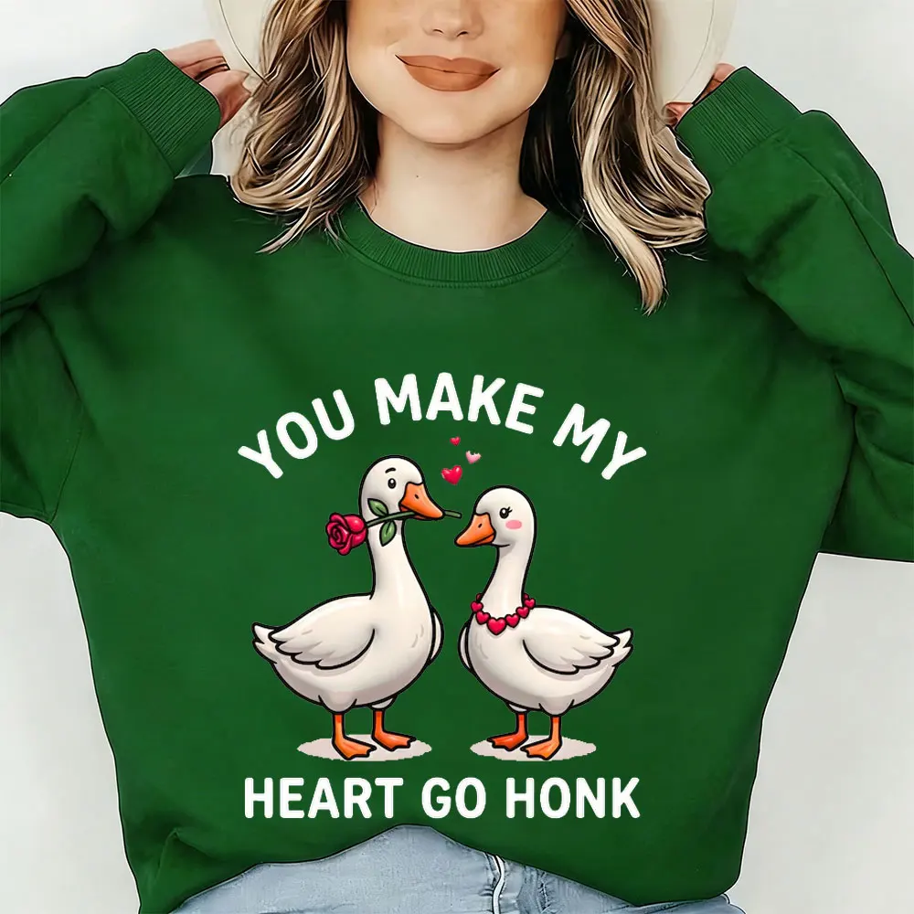 เสื้อสเวตเตอร์ลายห่านวันวาเลนไทน์สุดฮา คุณทำให้หัวใจฉันเต้นดังกระดิ่ง คู่รักน่ารัก ห่านวาเลนไทน์ แค่ห่านรักใคร่ เสื้อสเวตเตอร์ลายห่าน